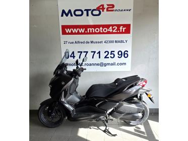 YAMAHA XMAX 300 Tech Max
