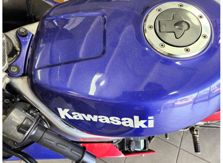 KAWASAKI ZX-6R EN L'ETAT